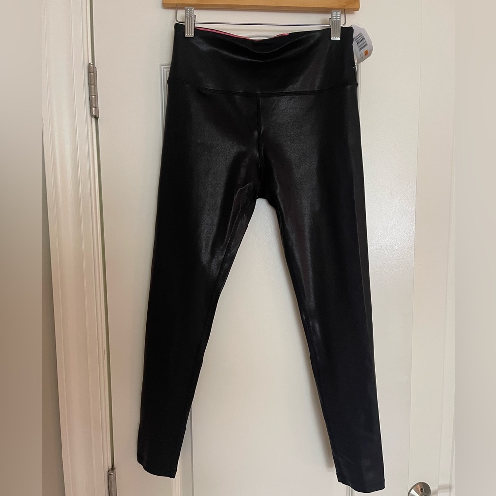 NWT Calvin Klein Performance Leggings